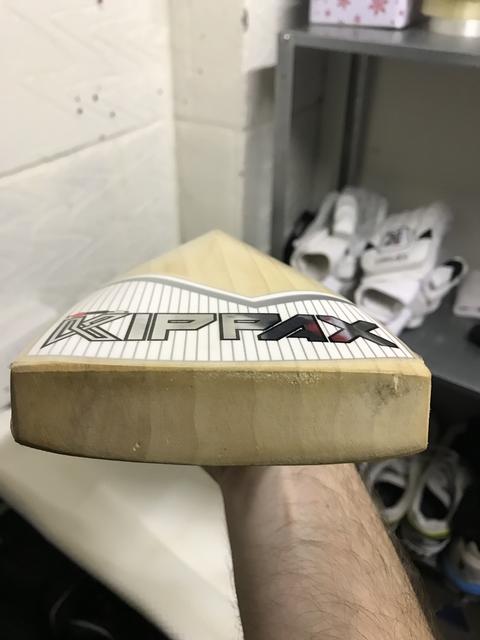 FDE3C5B2-BD34-42A2-B6E1-90C4E81CAD0A