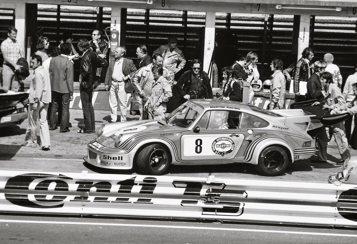 E74DF204-1110-4ABD-B669-41CC03691647