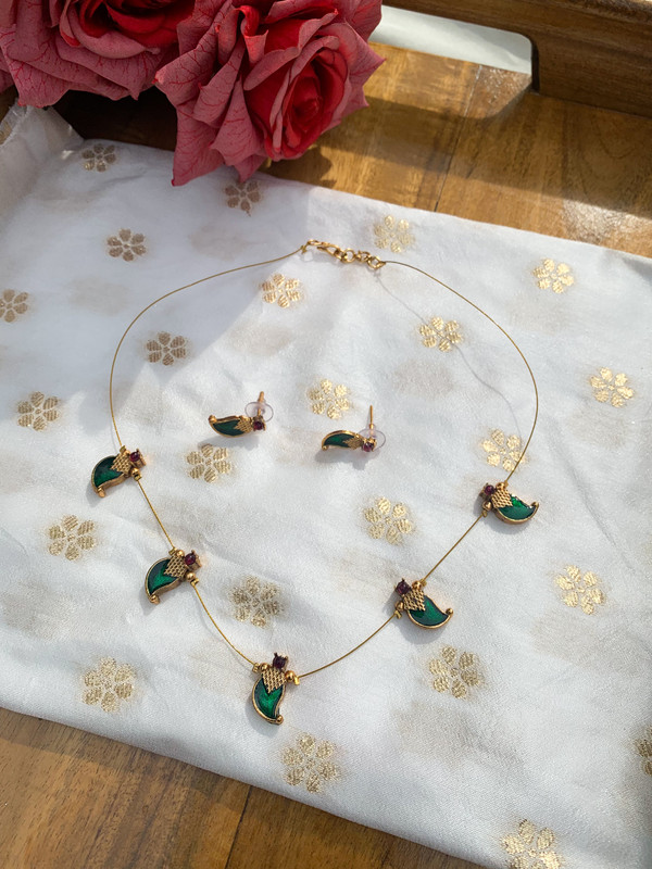 Palayka Mala invisible chain
