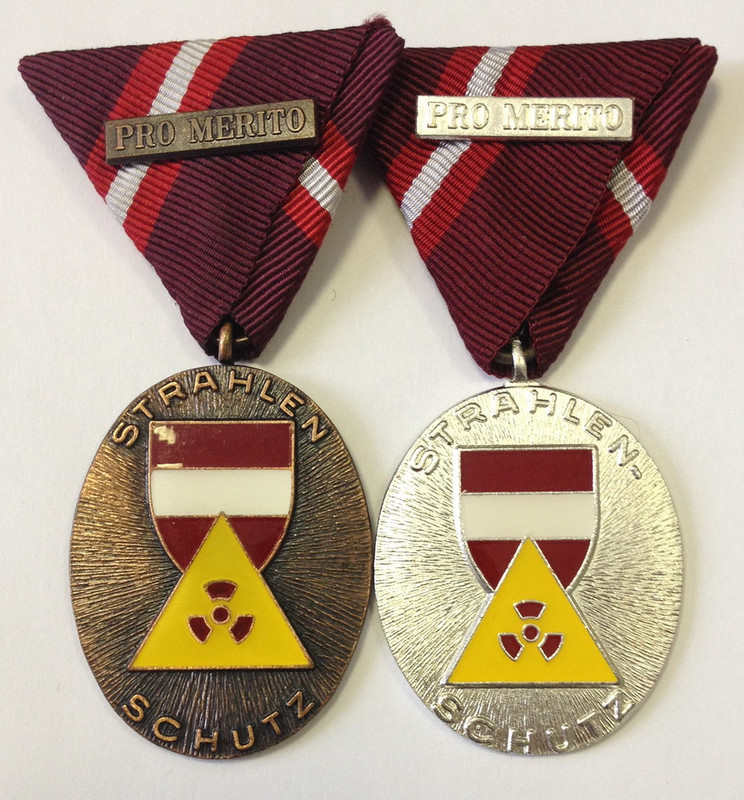 Orden Pro Merito S in Bronze und Silber