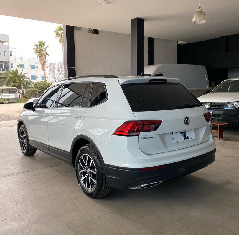 Volkswagen Tiguan 1.4 DSG - 4