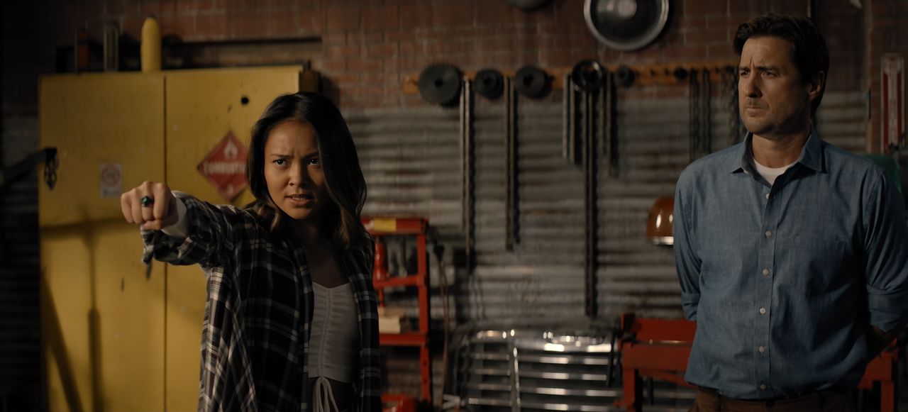 Stargirl.S02E02.Summer.School.Chapter.Two.1080p.10bit.BluRay.AAC5.1.HEVC-Vyndros.mkv_snapshot_18.03_