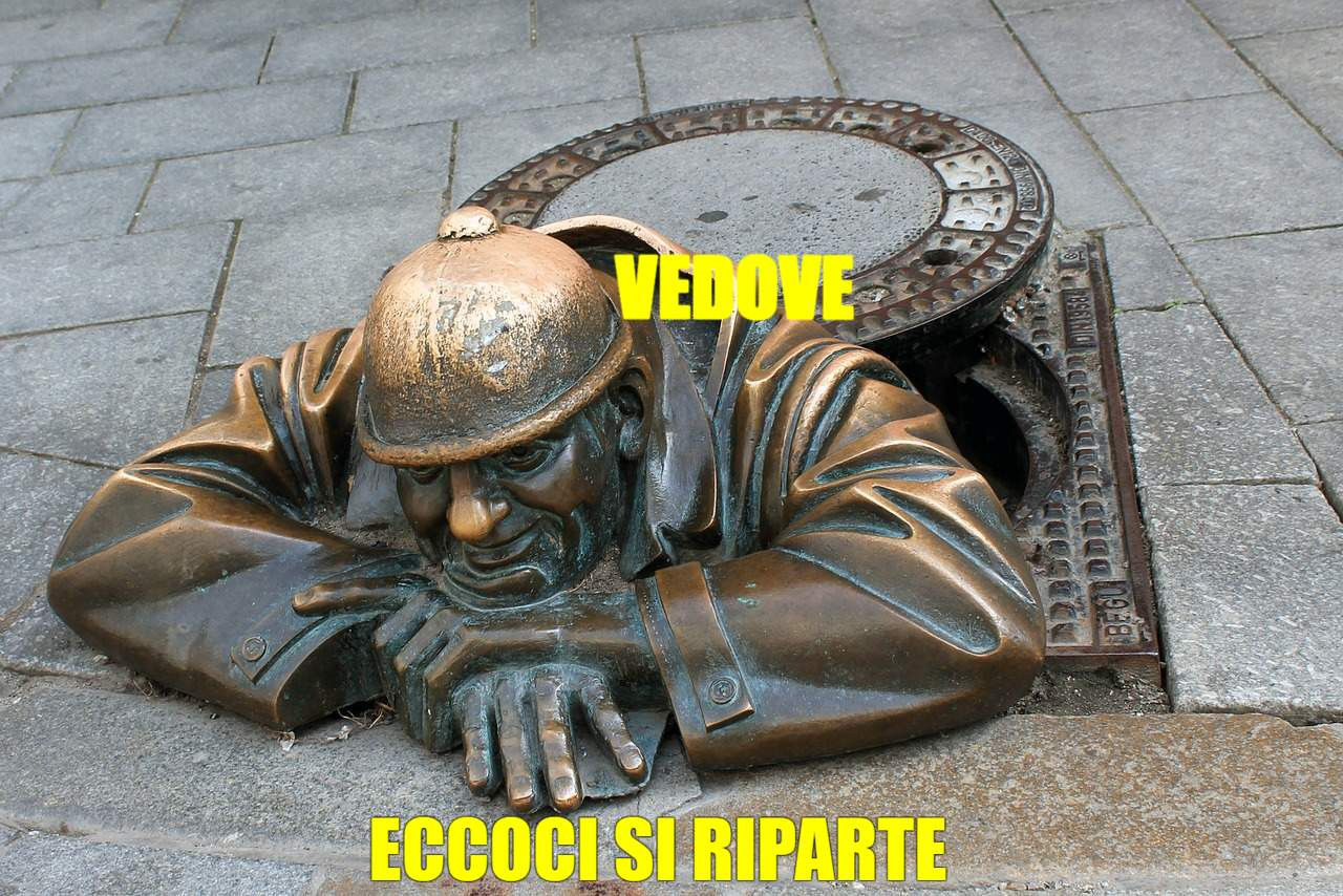 bratislava uomo tombino