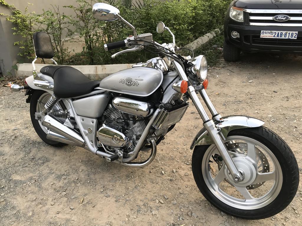 Honda 1996 Magna250 đẹp Gia 30tr Bao Ship Tận Nha Sg Honda 1996 Magna250 đẹp Gia 30tr Bao Ship Tận Nha Sg