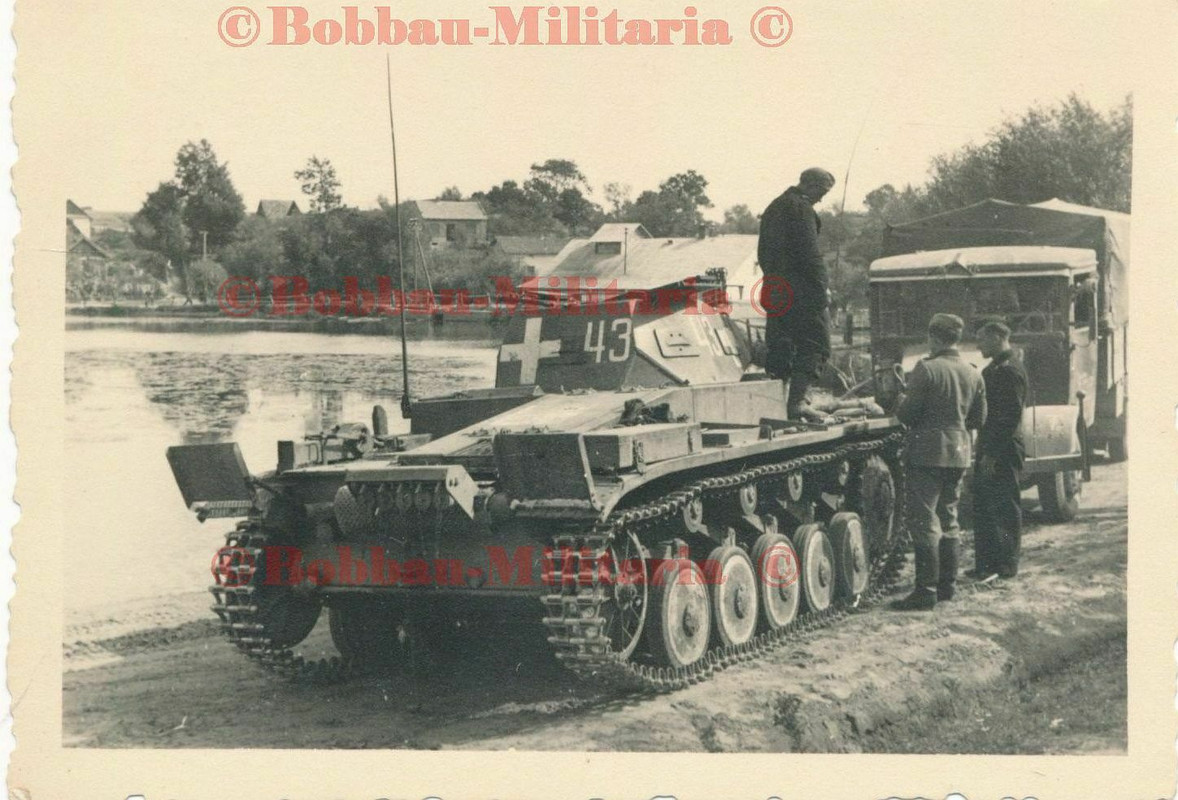 Polen Panzerkampfwagen II weiße Turmnummer 43 Antenne Kommandeur Panzer
