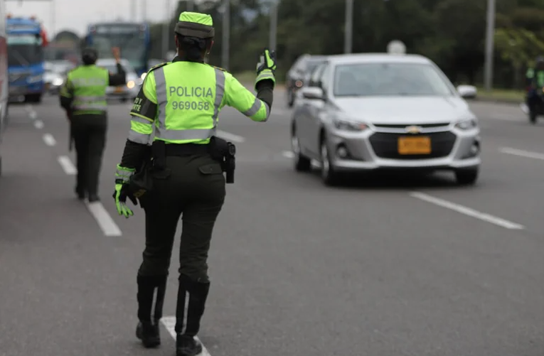 Colombia reporta intenso movimiento carretero por vacaciones