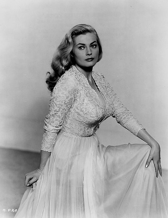 anita_ekberg_ma33