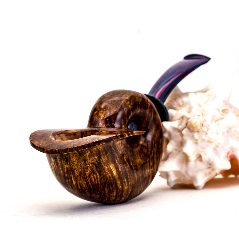 Pipe No. 13723 - Nautilus