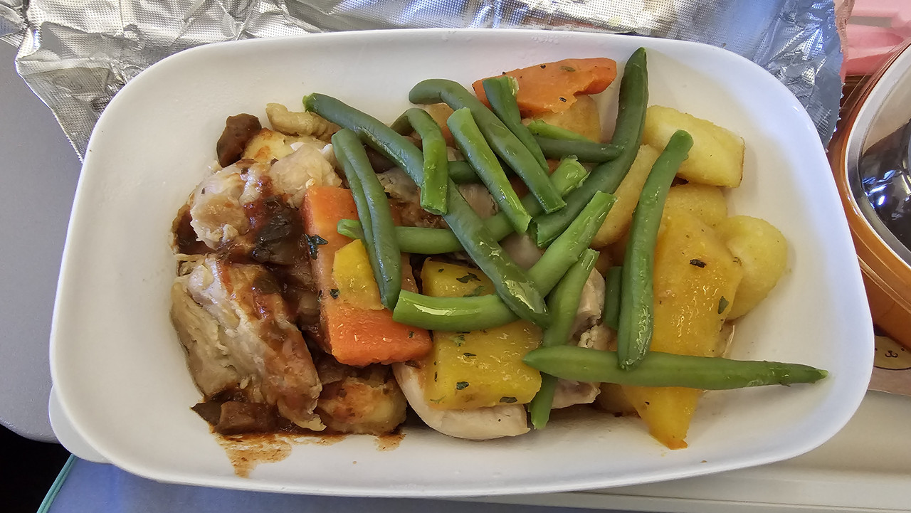 印象中是雞肉主餐