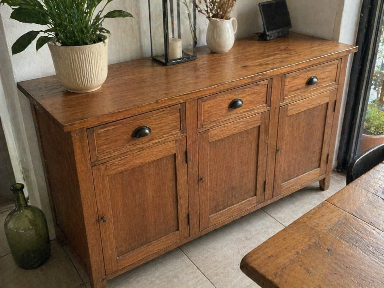 Buffet bois nettoyé
