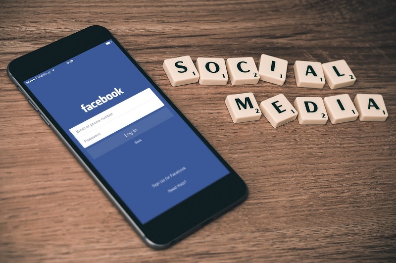 Small Business Social Media Design 