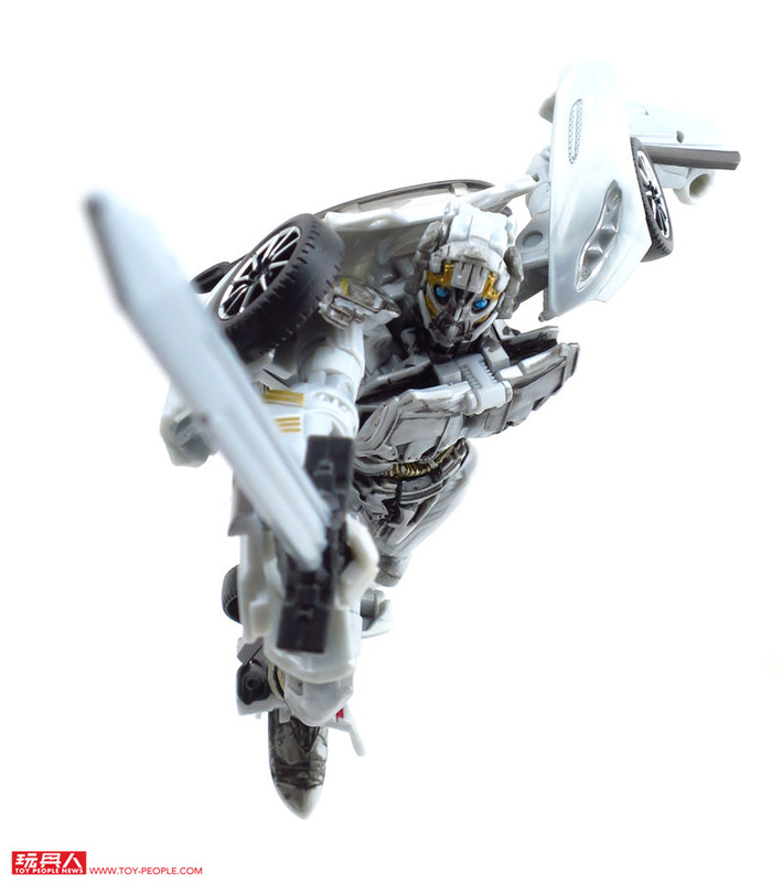 The-Last-Knight-Deluxe-Cogman-21