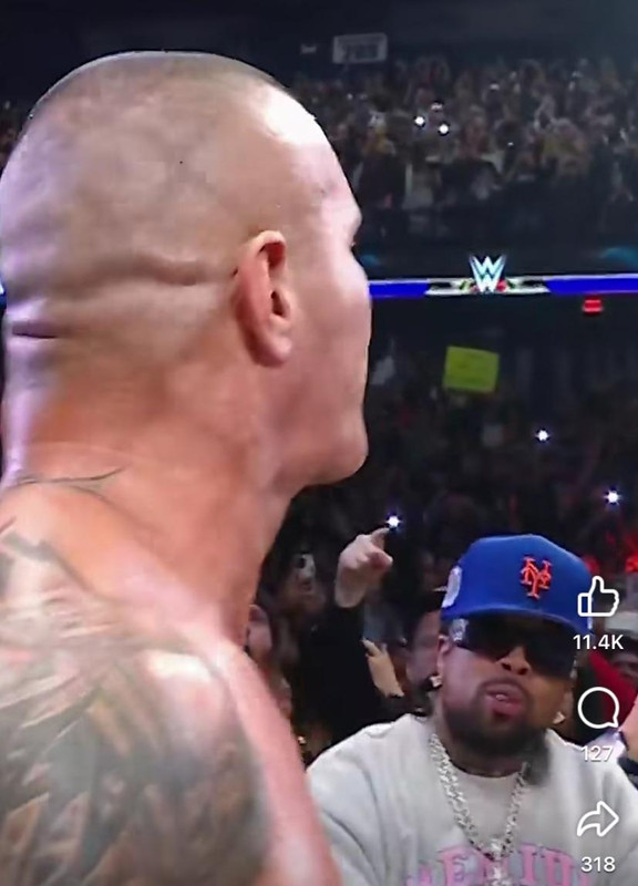 is-this-westside-gunn-at-wwe-survivor-series-v0-gf6kmxn48q3c1