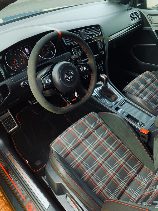 FE220278-B05A-49D6-877D-4D3BA276AF9B