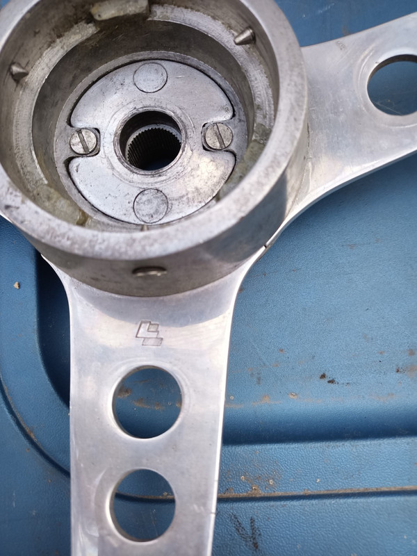 Les Leston steering wheel DIY repair : MGA Forum : The MG Experience