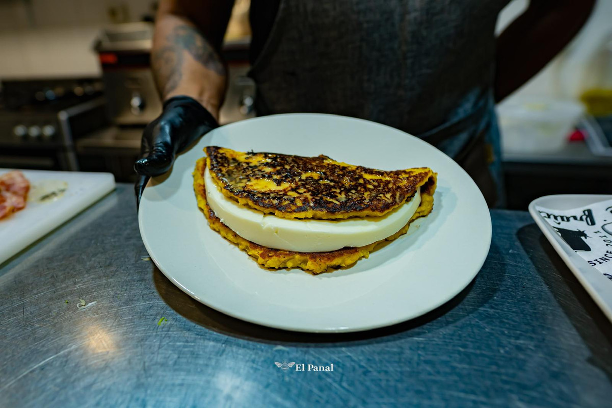 Cachapa de queso blanco