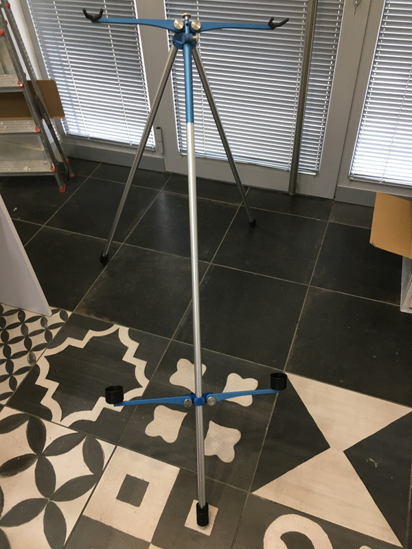 FA900C44-B565-41D1-9958-9A530168F5DA