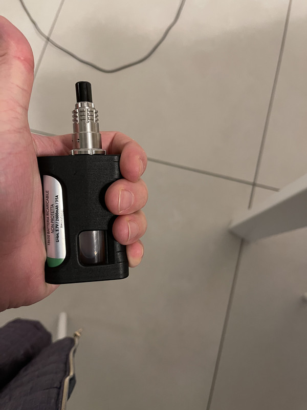 2FAE08ED-9D90-4F2B-A410-AE5AFF649BA0