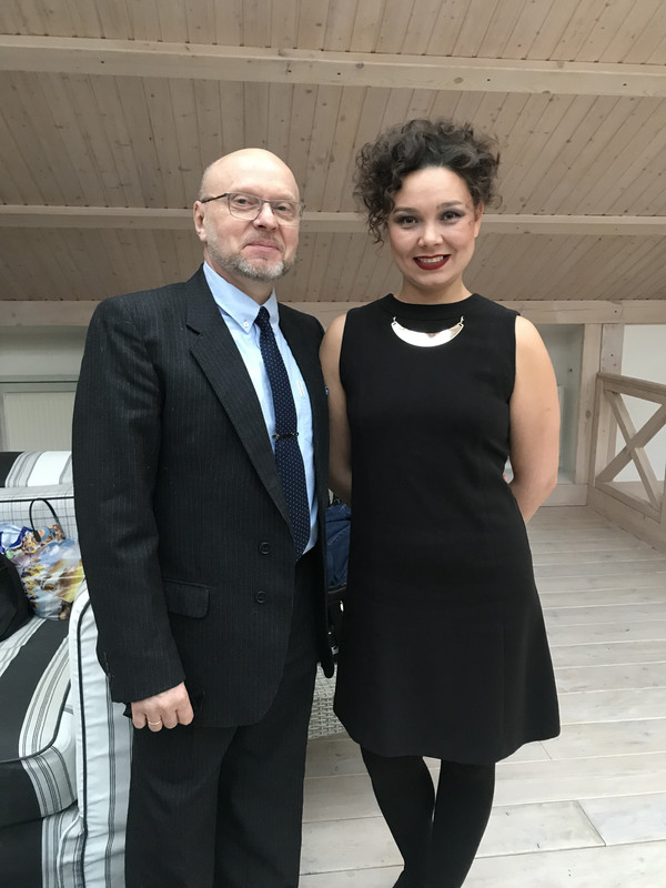 98D61DDE-5FAF-4B42-82AC-00AB3340E66B