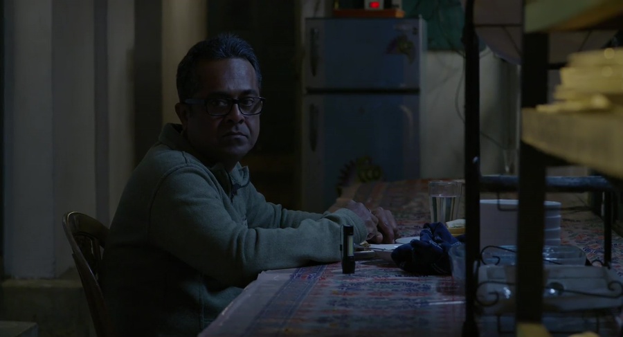 Paradise 2024 WebRip [Malayalam] 480p, 720p ESub Screenshot