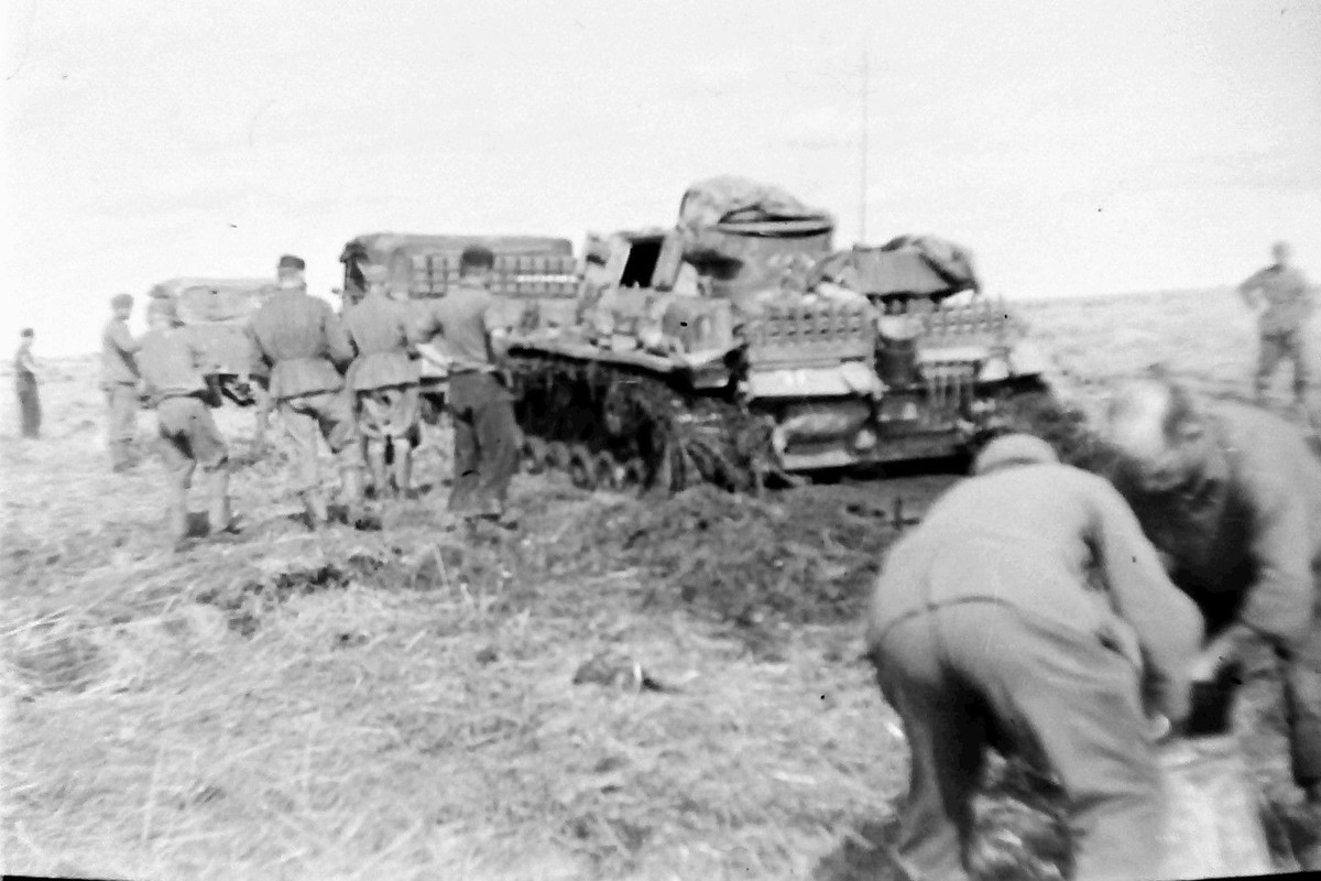 Panzer, Tanks, Panzerangehörige, Kriegseinsatz_P