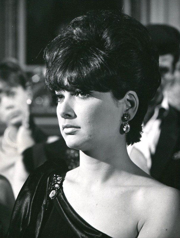 Suzanne_Pleshette_64