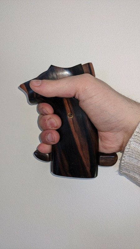 7255DA7B-4E7E-4A73-8BB6-16E11D9D8A91