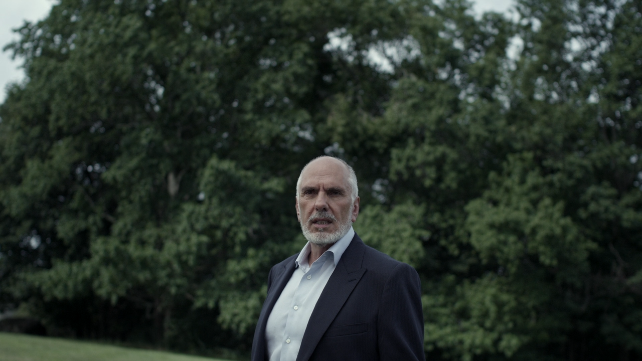 Mr.Robot.S04E01.401.Unauthorized.1080p.AMZN.WEB-DL.DDP5.1.H.264-