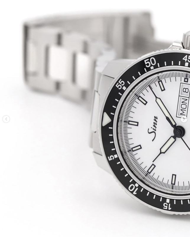 877EFA55-1116-4D12-8059-D6A237412E87