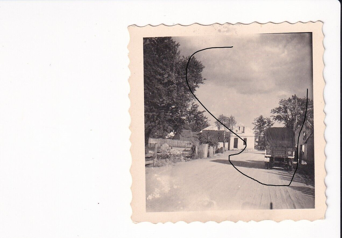 Foto Elitesoldaten Panzerjäger Wiking Camo Tarn Technik LKW Kennung