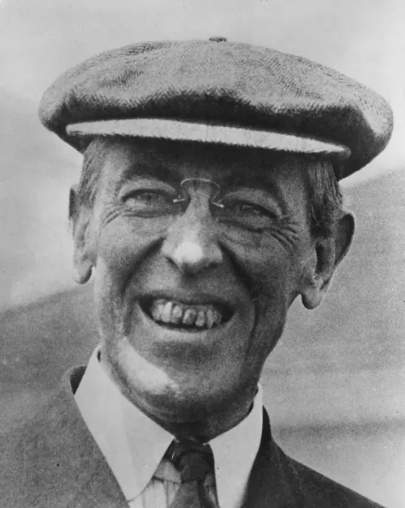 Woodrow Wilson with famously bad teeth, 1910