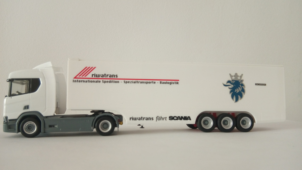 Macht (8045)