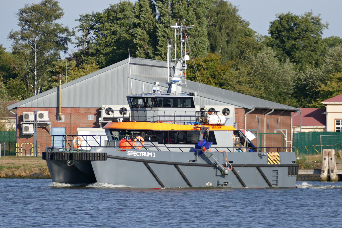 Spectrum 1 (OK-040922-2)