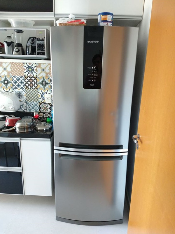 Geladeira/Refrigerador Brastemp Frost Free Inverse – 443L com Turbo Ice BRE57 AKANA