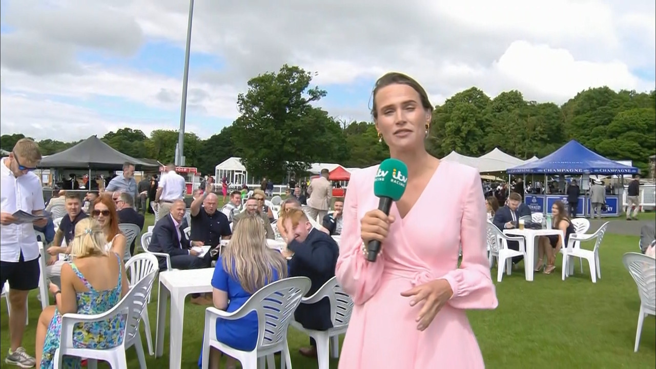ITV Racing Live from Newcastle_20230701_11551430.ts_snapshot_00.02.54.821
