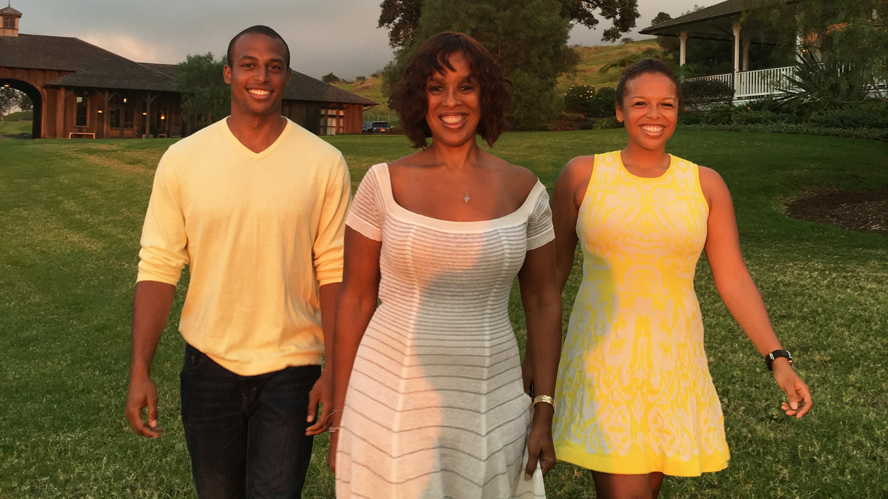 Gayle King with her children