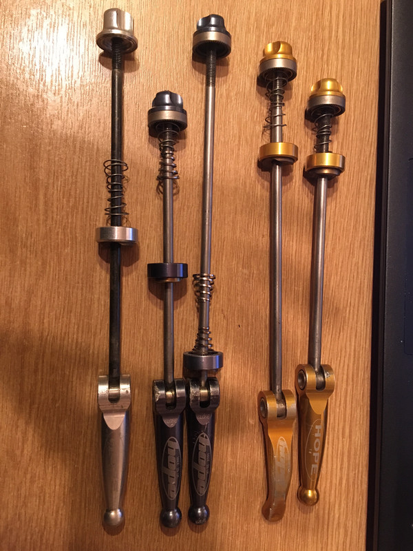 AC260413-59FB-4665-9FD5-707A5D90ABD6