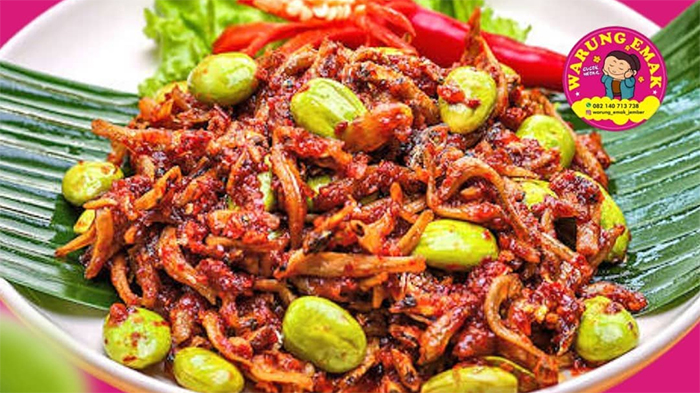 Sambal teri Warung Emak Jember