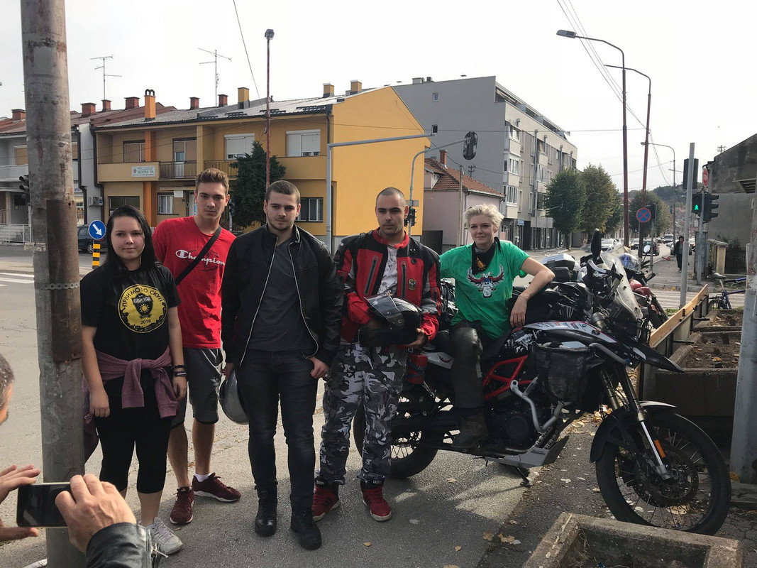 44924183_1382236398579069_1939726154223058944_o