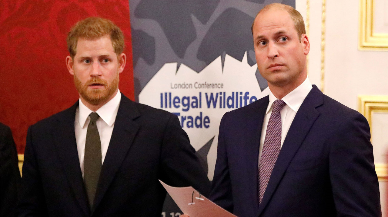 ¿Harry y William son de nuevo amigos? Ya se mandan mensajes de WhatsApp