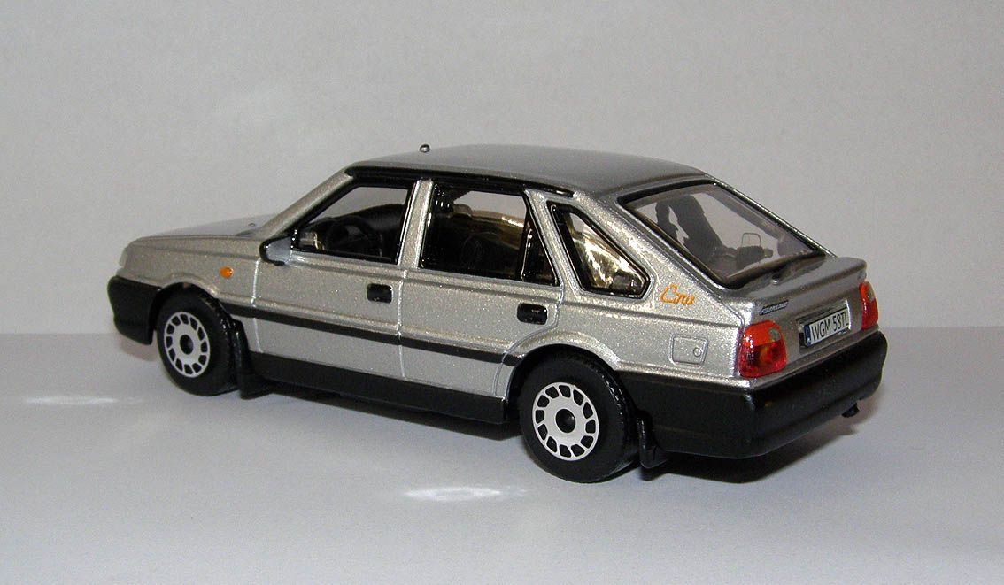 1996 FSO Polonez Caro 1.6 GLI MR'93 (Bburago #18