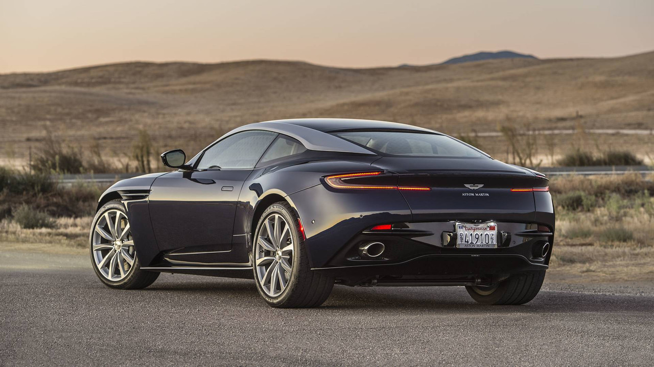 2018-aston-martin-db11-v8-first-drive