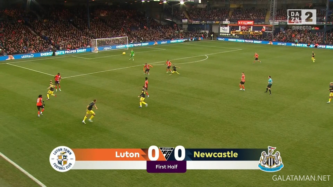 [Image: 12-23-15-45-09-DAZN-2-FHD-ES-Luton-Town-...52-933.jpg]