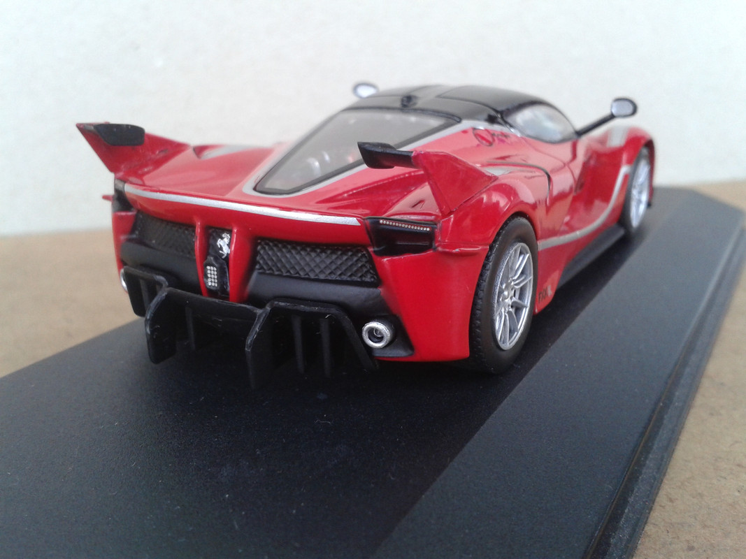 2014 Ferrari FXX K (Ixo-nº 3 Ferrari GT Collection) (8)