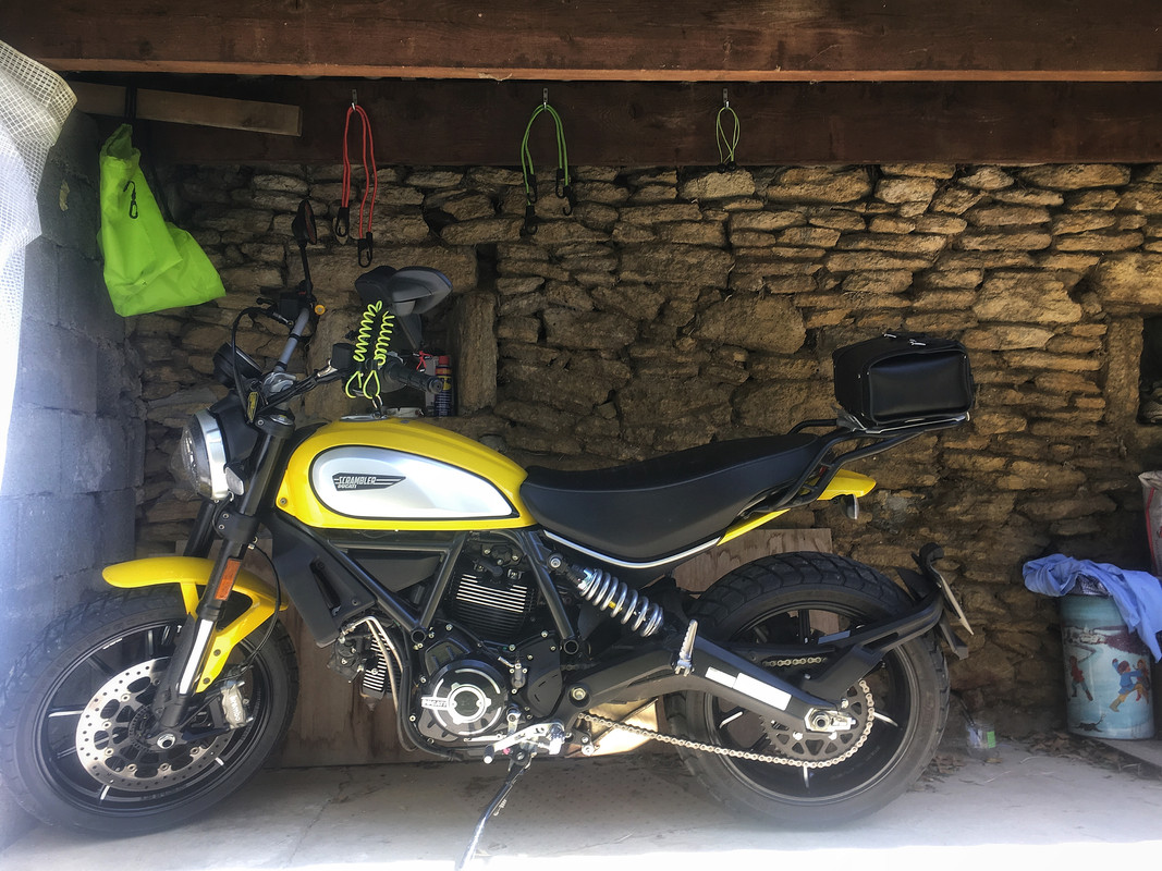 A41F56FF-1D86-402A-864B-458AA2CBC154