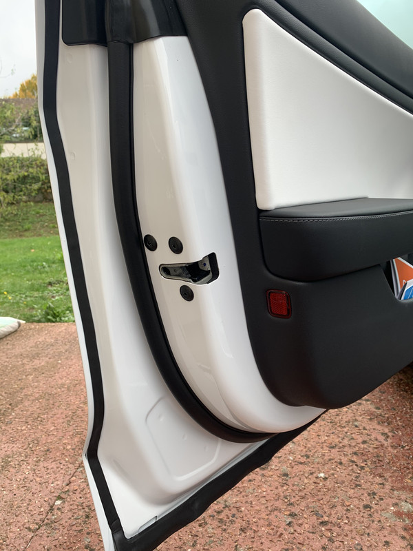 F366FBB4-9C79-47E4-BDEF-B7590C7828DB