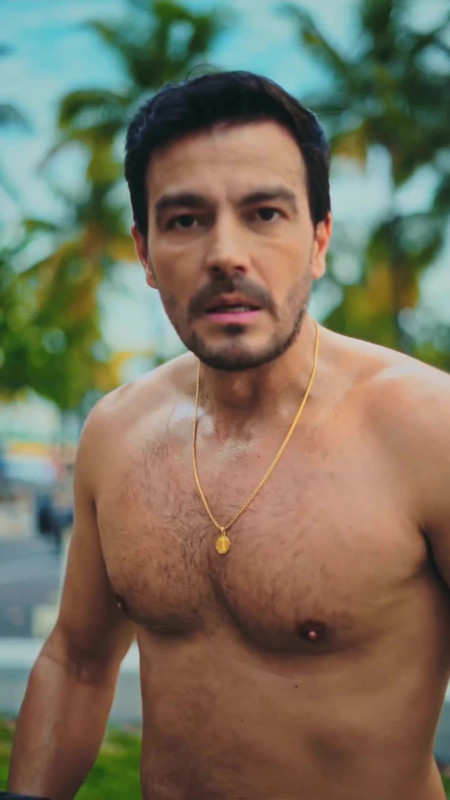 vlcsnap-2023-10-01-23h44m00s613