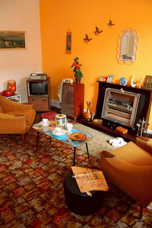 vintagelivingroom.jpg
