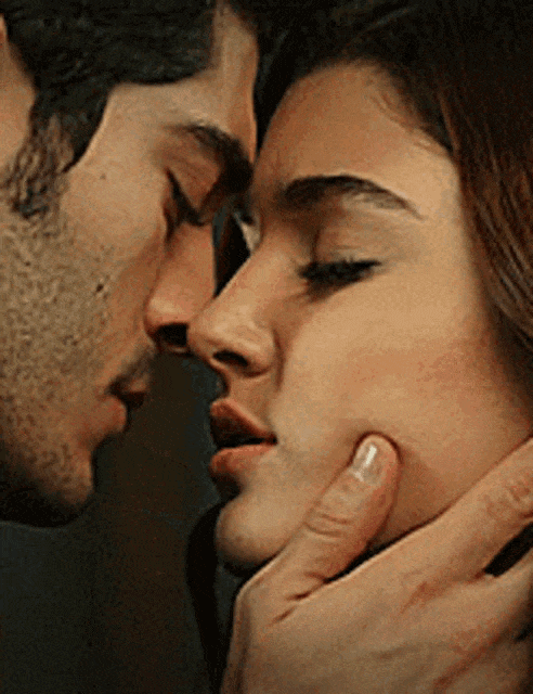 [Image: ezgif-67e260118cb93f.gif]