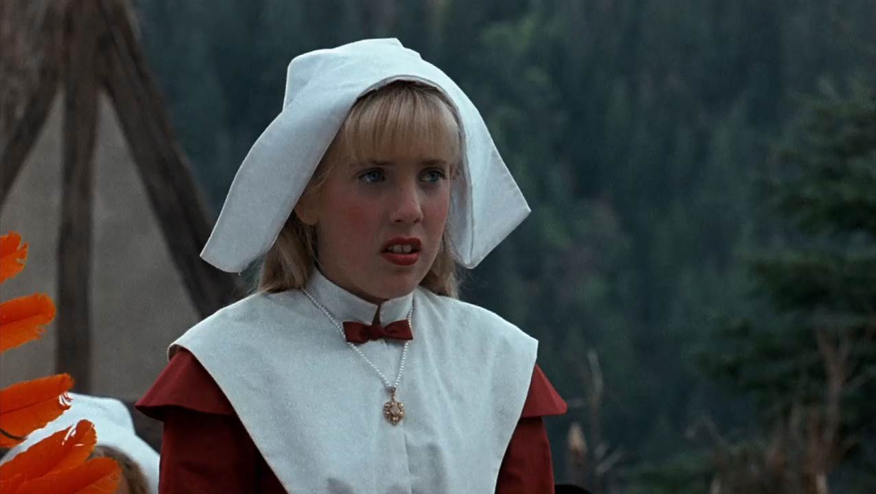 Addams Family Values 1993 BluRay [Hindi + English] 480p, 720p ESub Screenshot